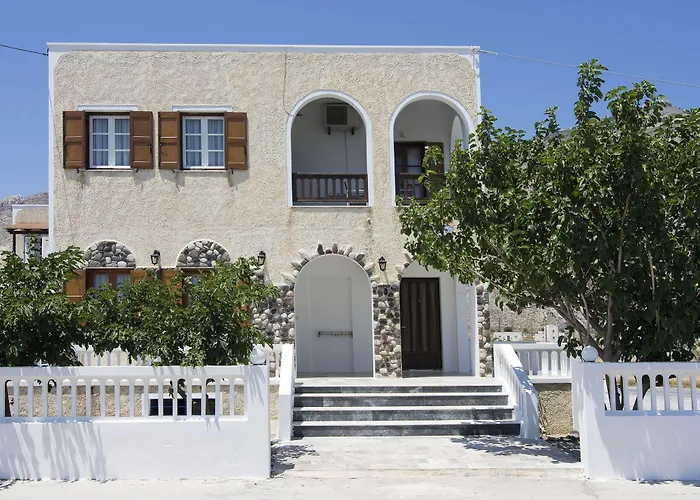 Hotel Margarita Firostefani