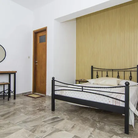 مارغريتا فندق فِروستيفاني