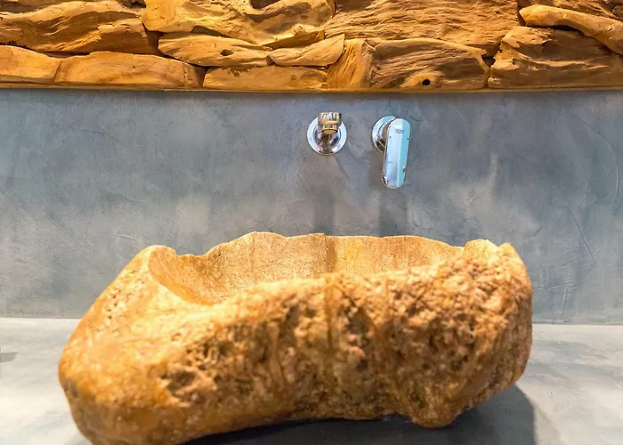 玛格丽塔酒店 2* 菲罗斯特法尼