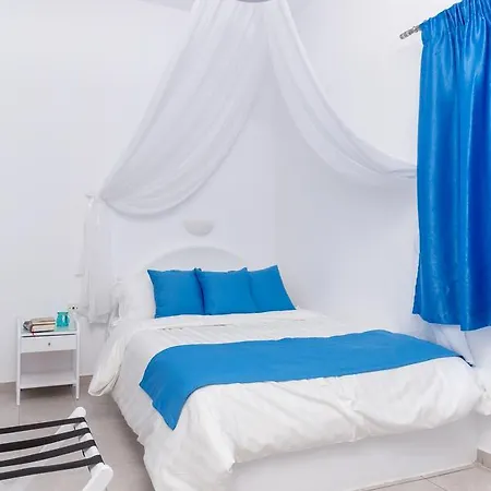 Breaq Santorini - Margarita Firostefani