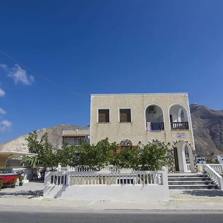 Hotel Breaq Santorini - Margarita
