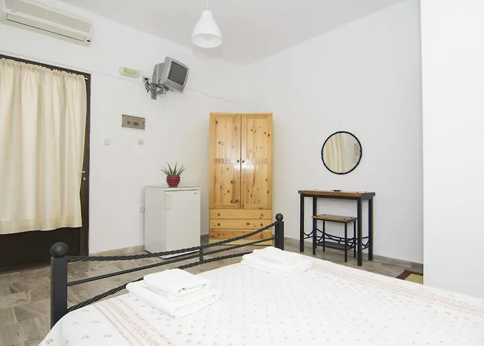 Отель Margarita 2*